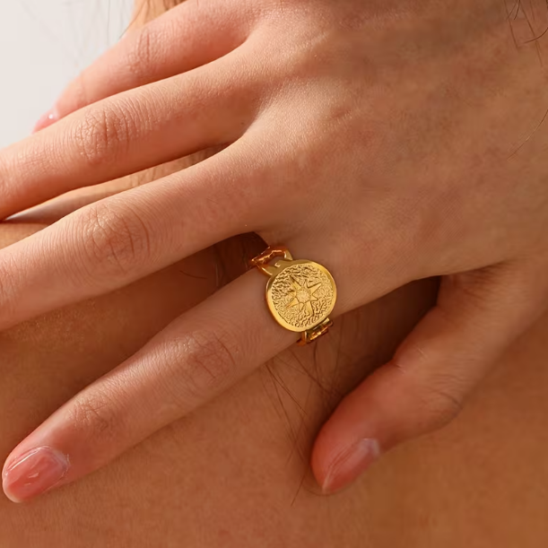 Bague élégante et stylée en acier inoxydable 304 – Étoile à huit branches et biscuit rond